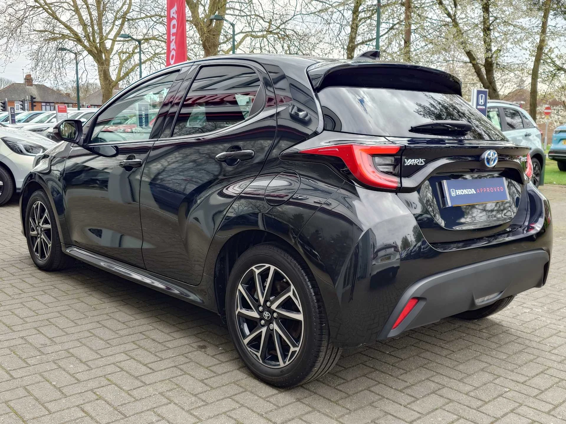 Vehicle image 3