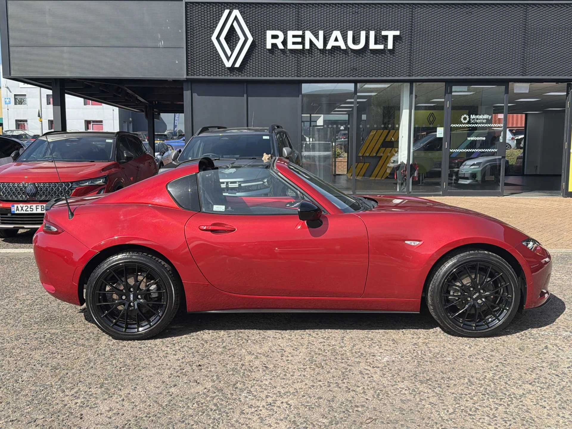 Vehicle image 5