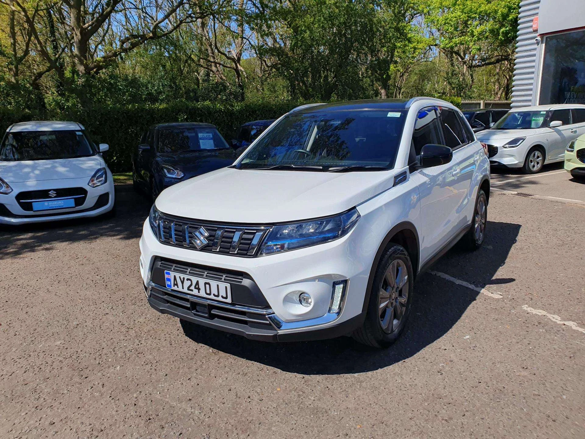 Vehicle image 3