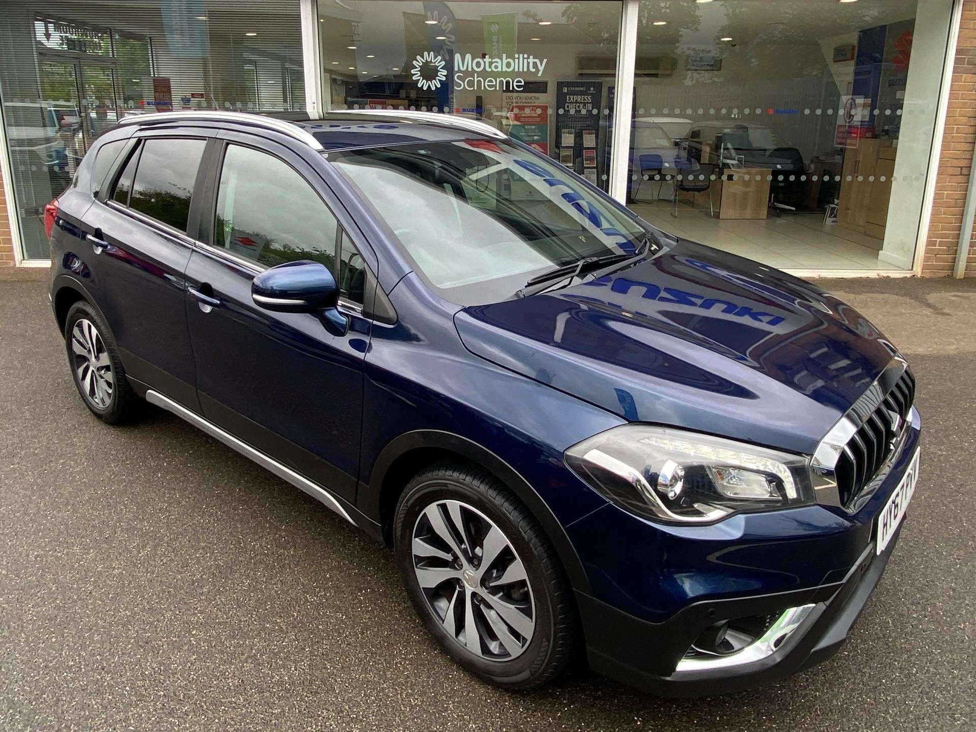 Vehicle image 1