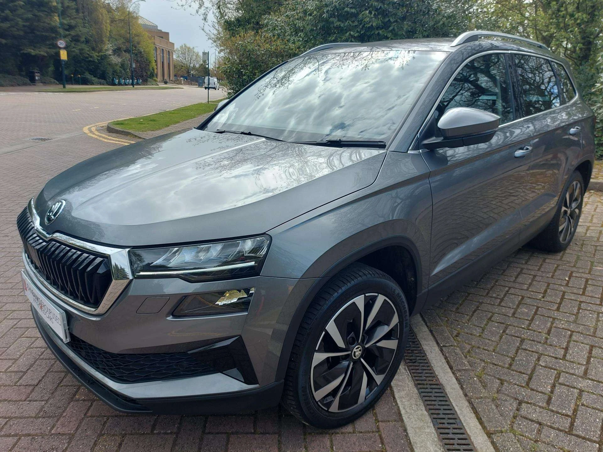 Vehicle image 3