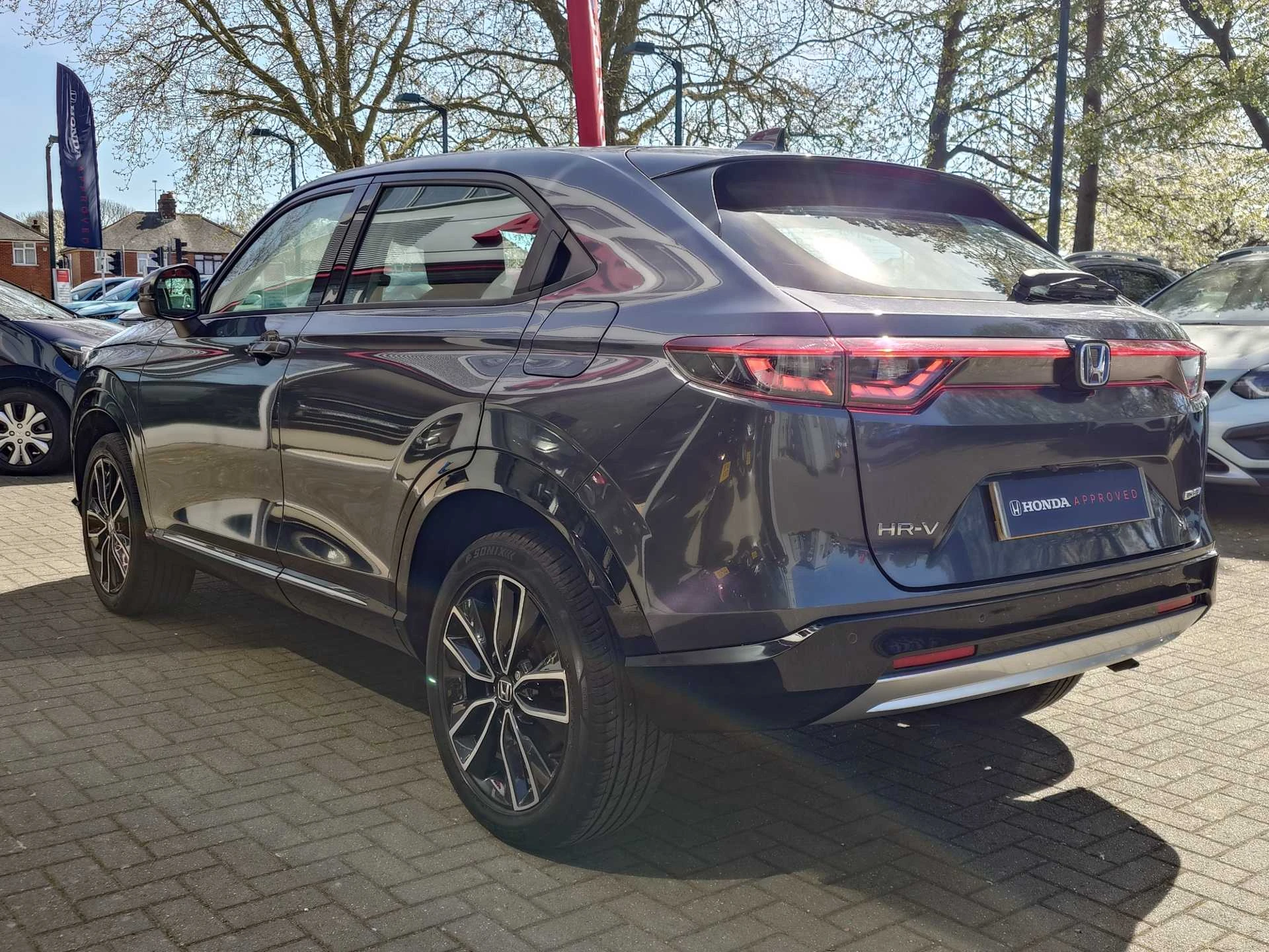 Vehicle image 3