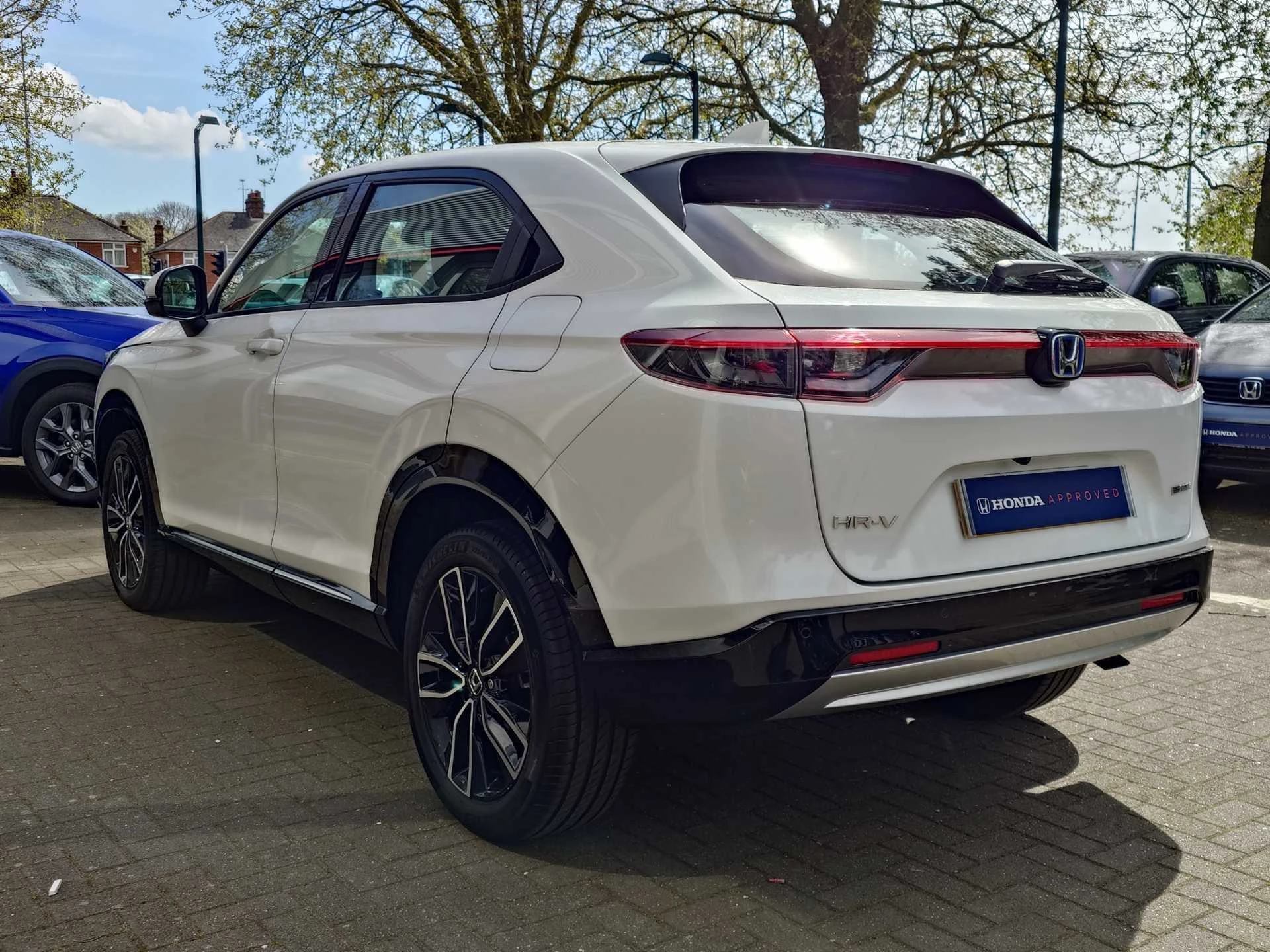 Vehicle image 3