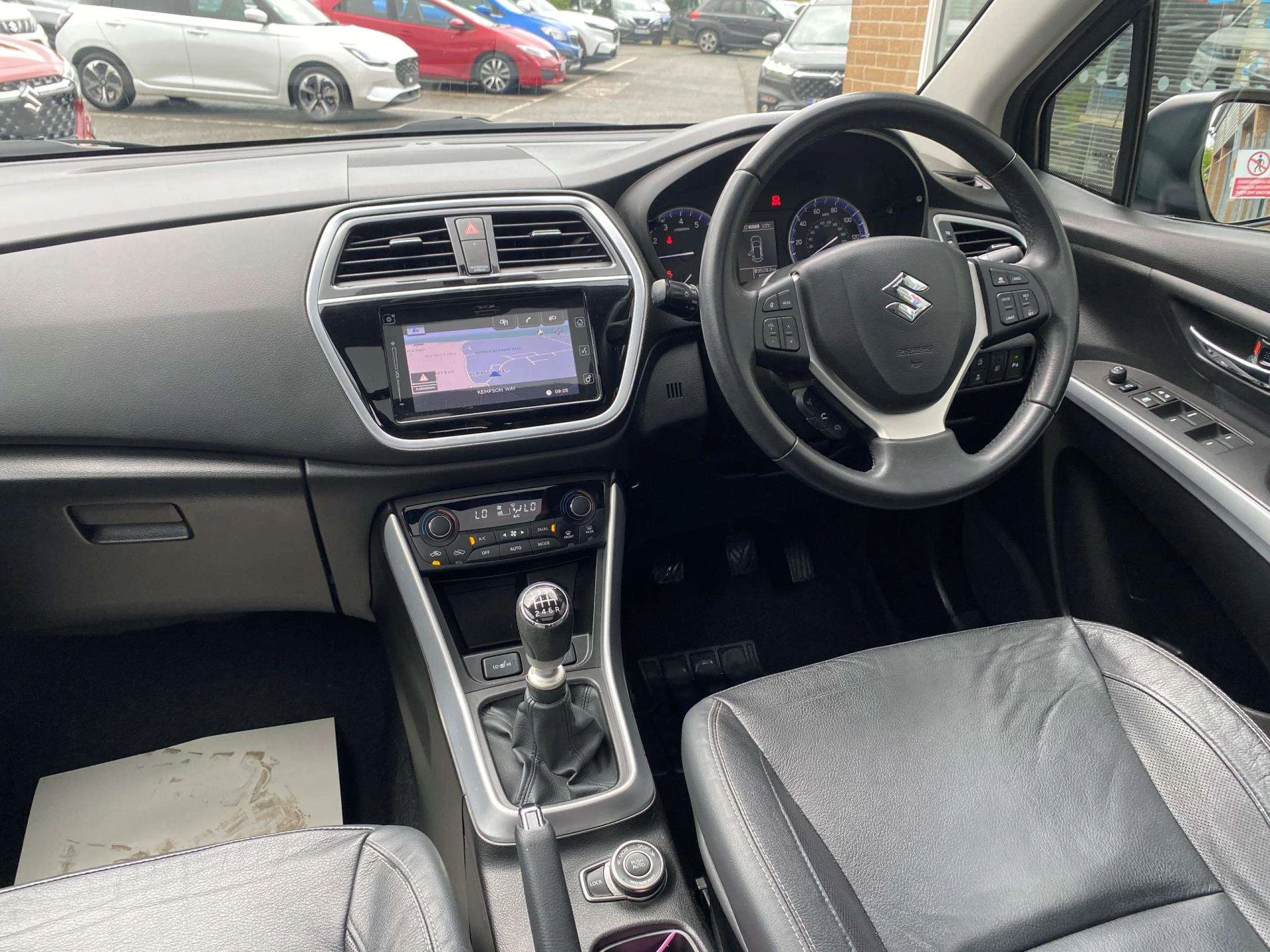 Vehicle image 5