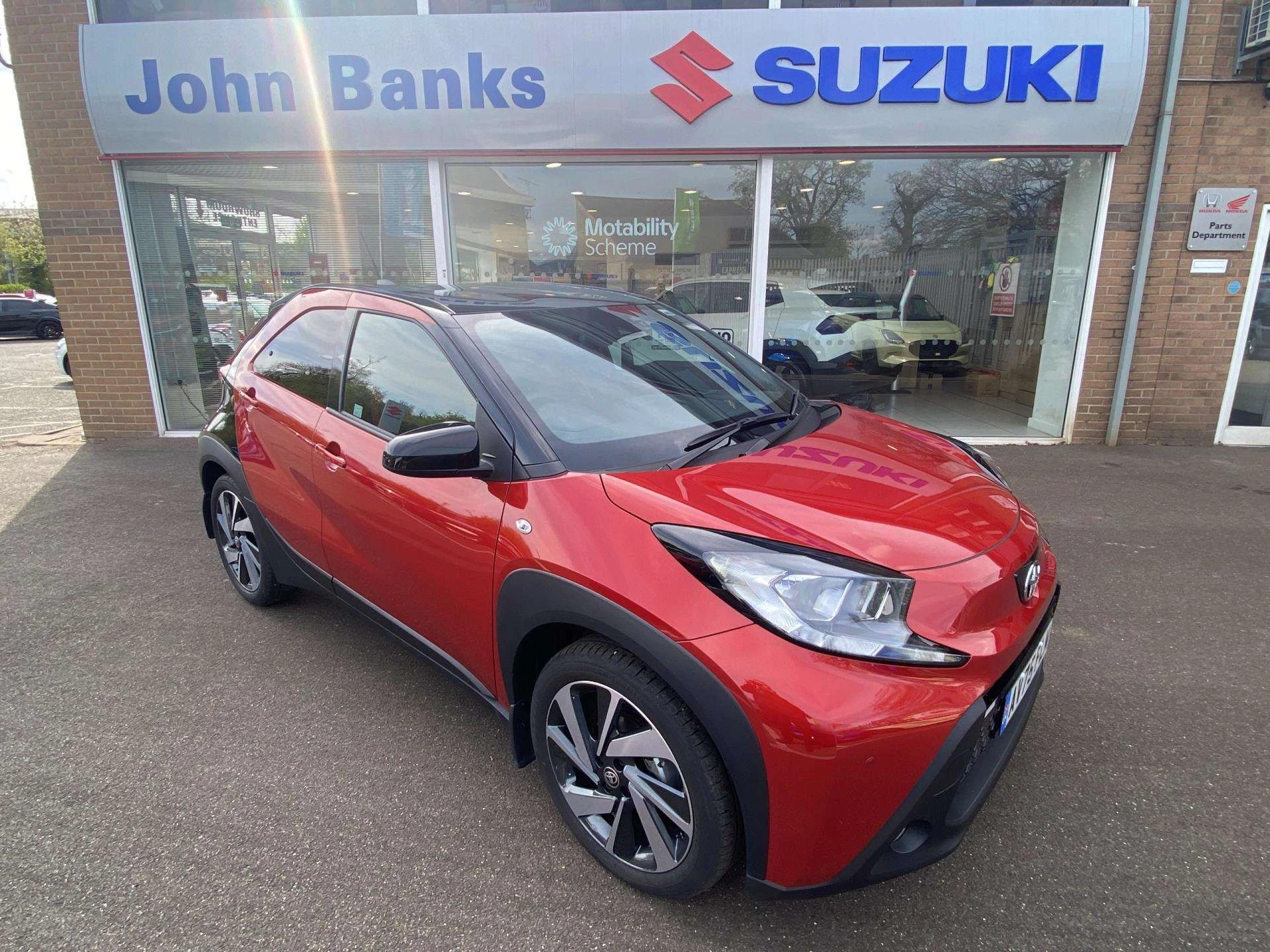 Vehicle image 3