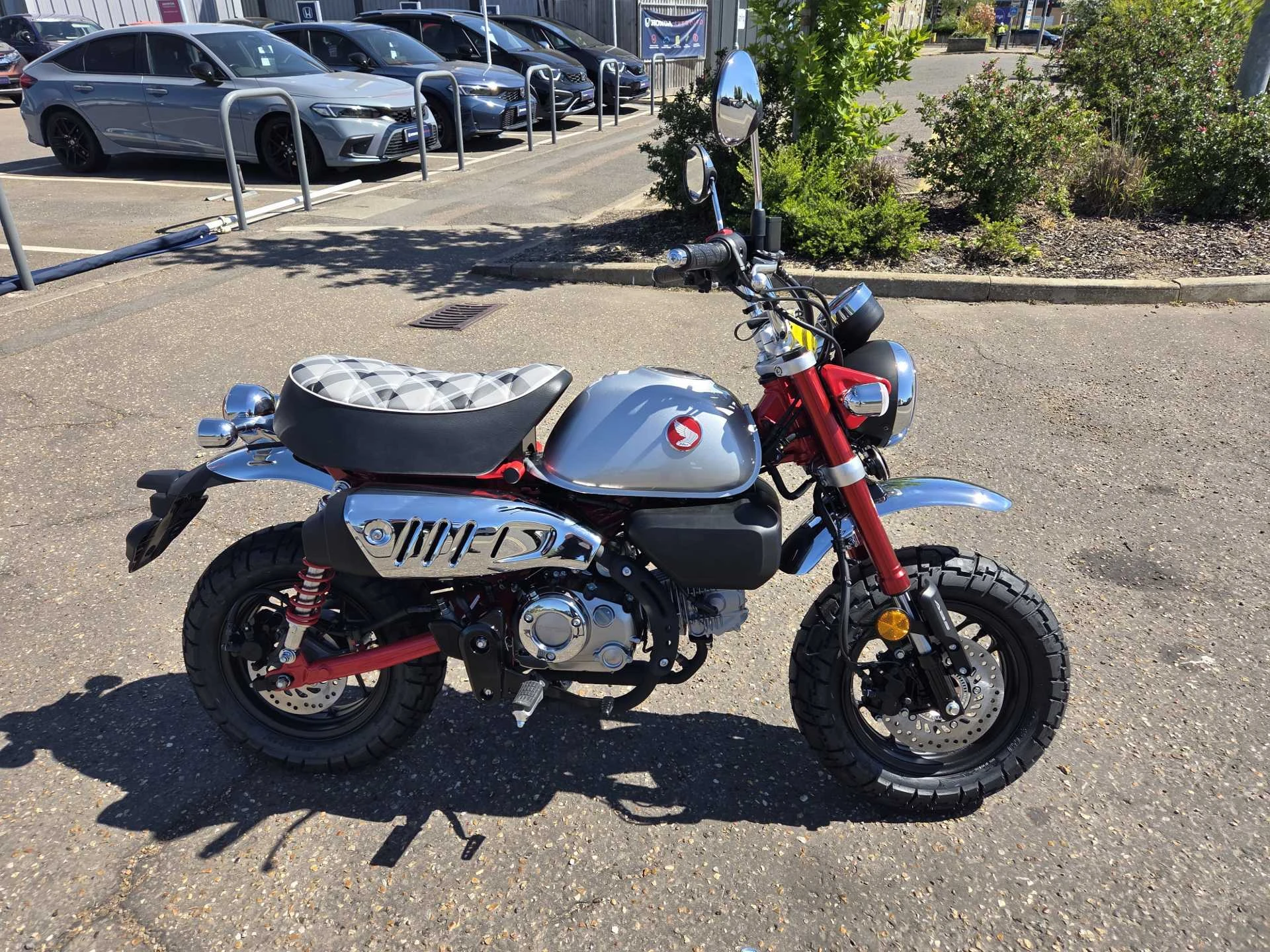 Vehicle image 2