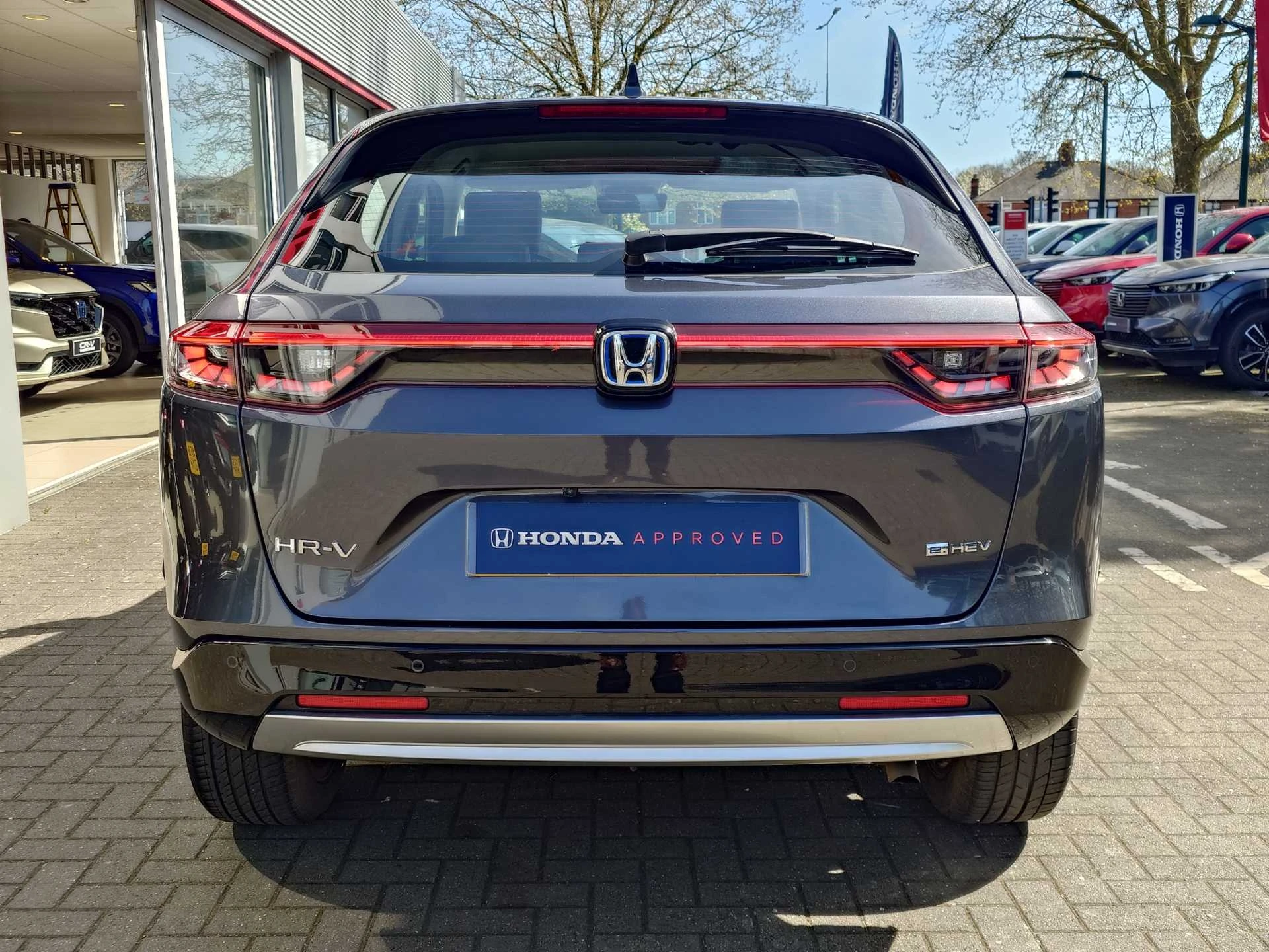 Vehicle image 7