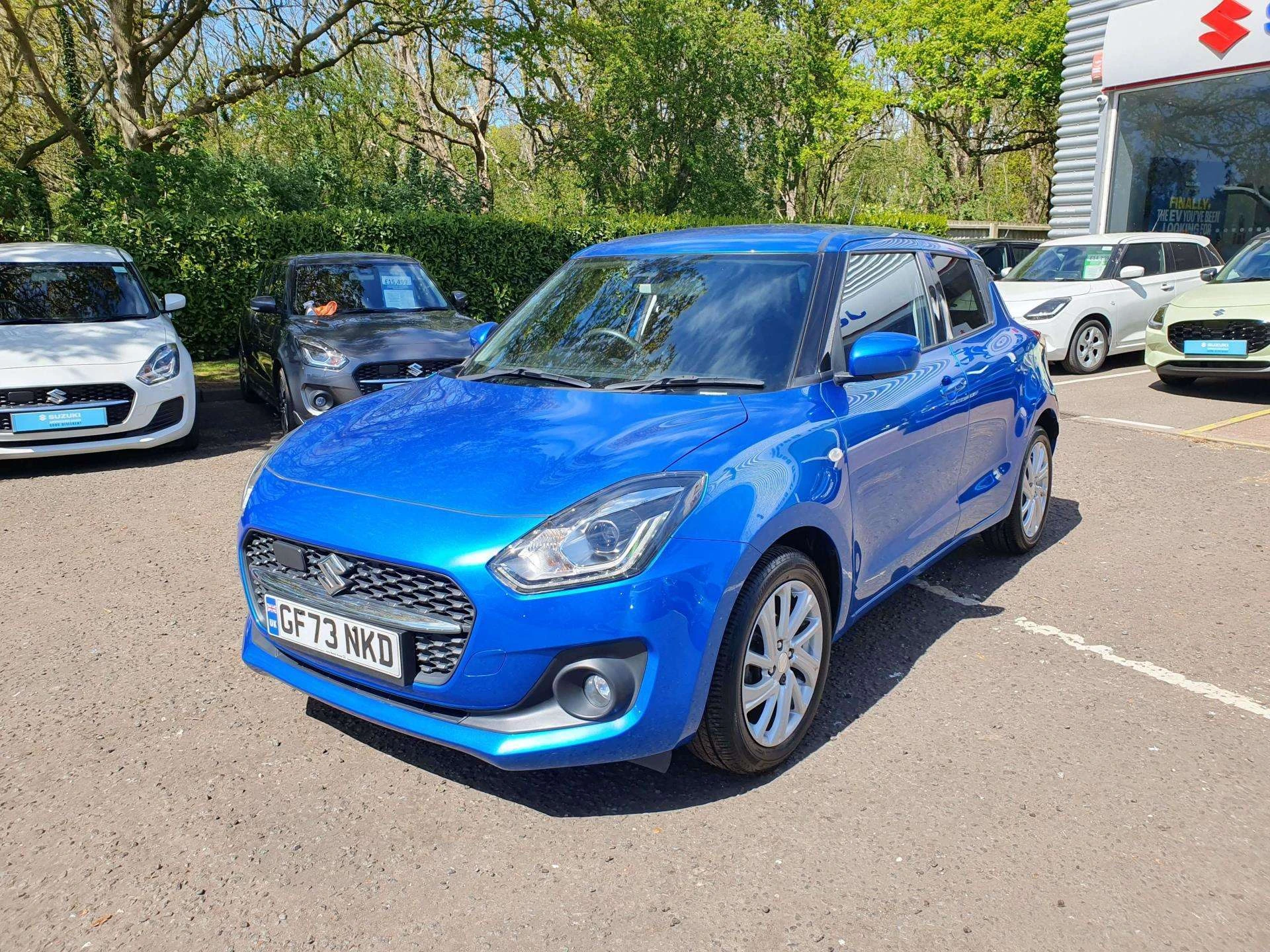 Vehicle image 3