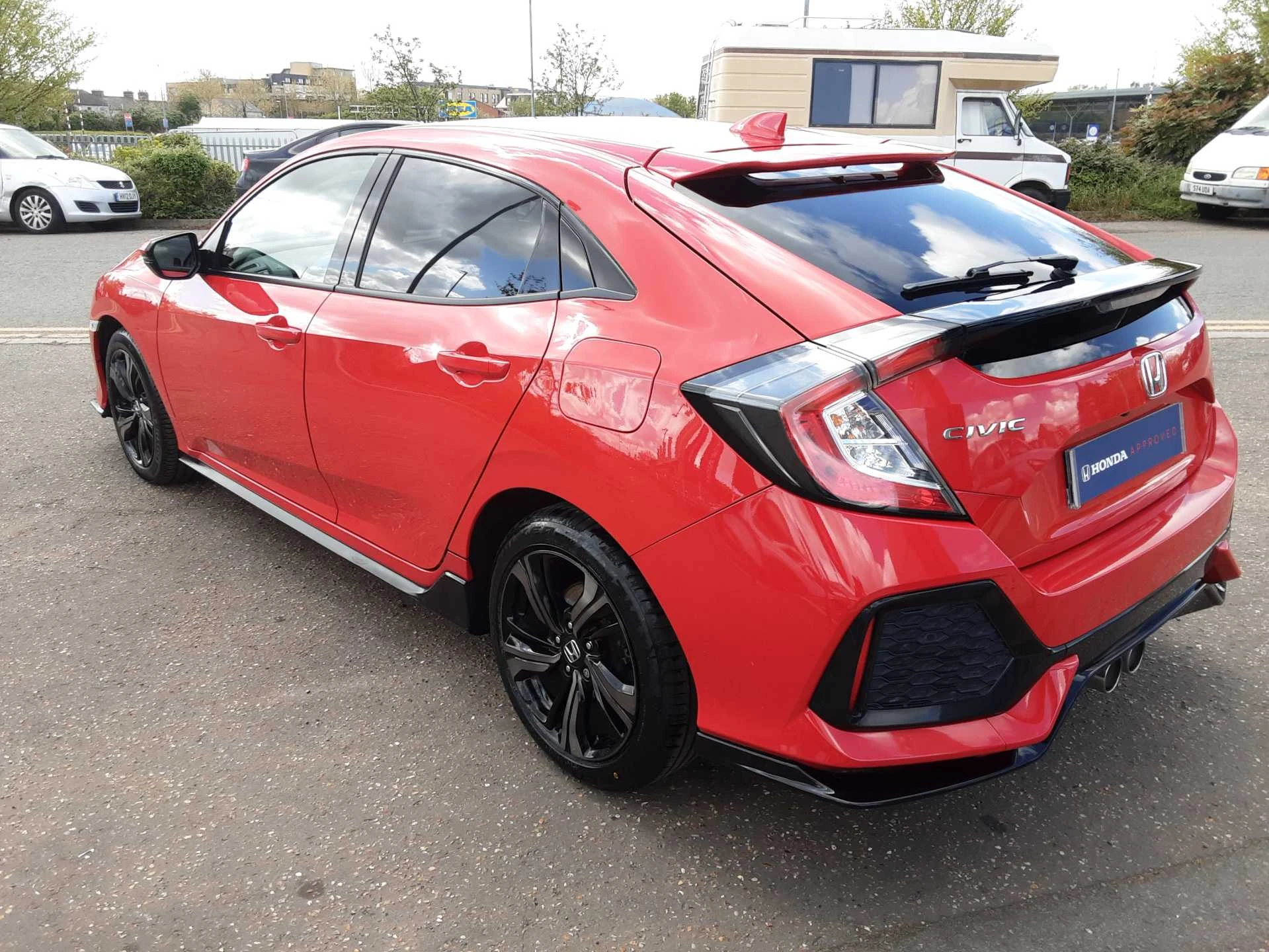 Vehicle image 6