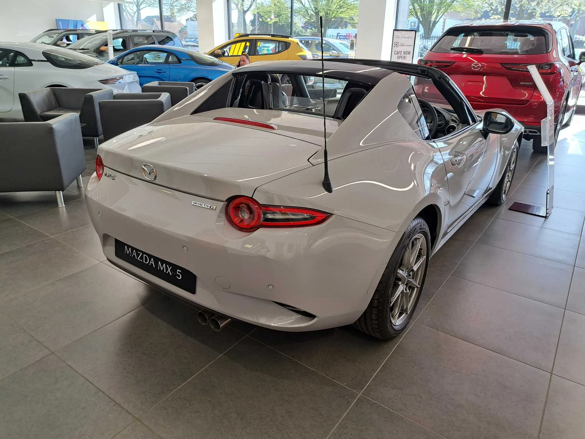Vehicle image 5