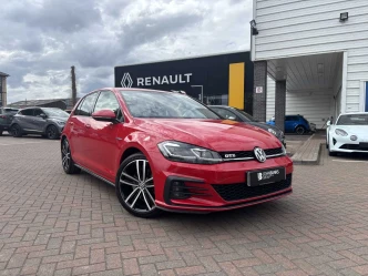 Volkswagen Golf Listing Image