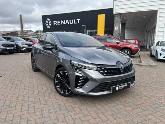 Renault Clio Listing Image