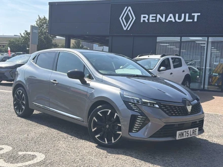 Renault Clio Listing Image