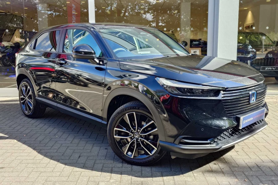 Vehicle Image - 0