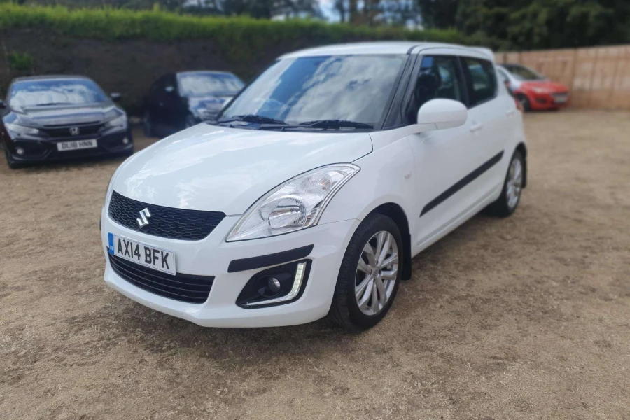 Vehicle Image - 2