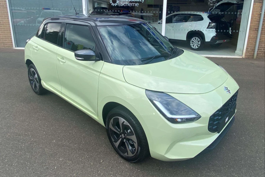 Vehicle Image - 0