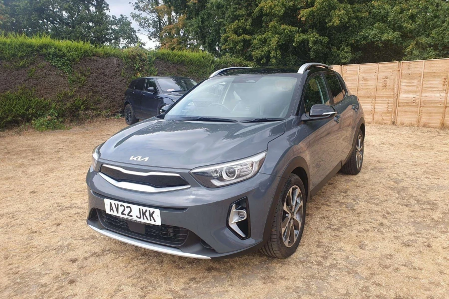 Vehicle Image - 2