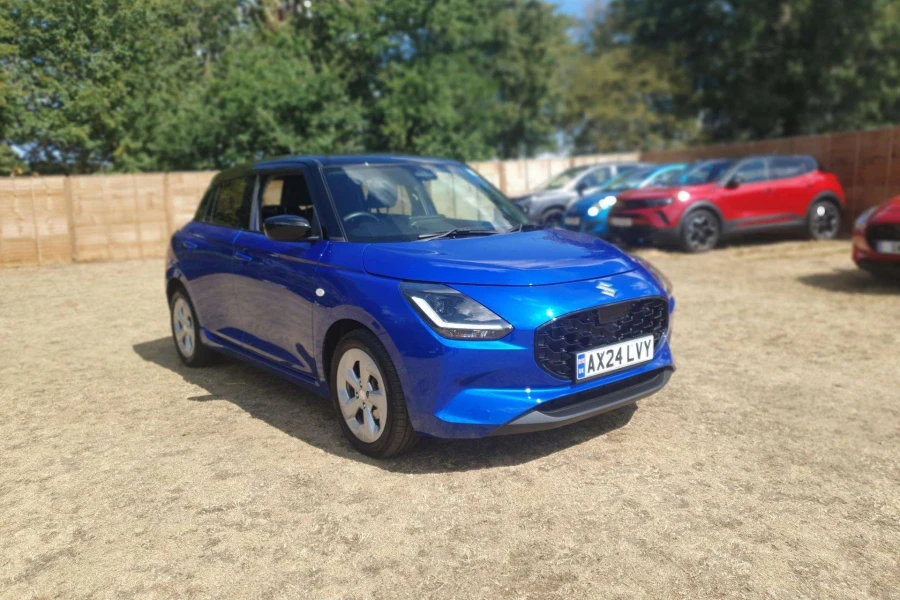 Vehicle Image - 0