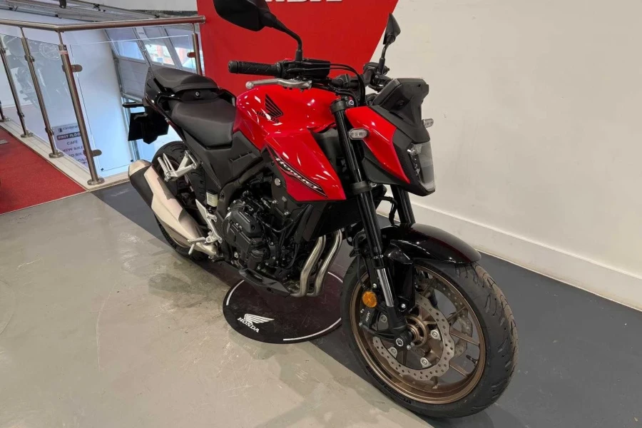 Vehicle Image - 1