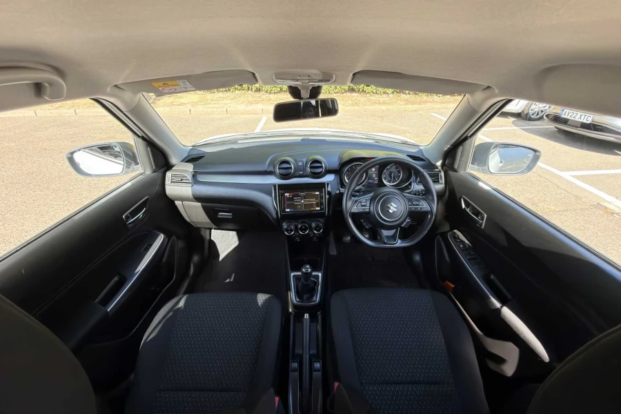 Vehicle Image - 3