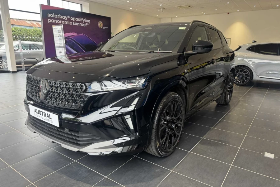 Vehicle Image - 0