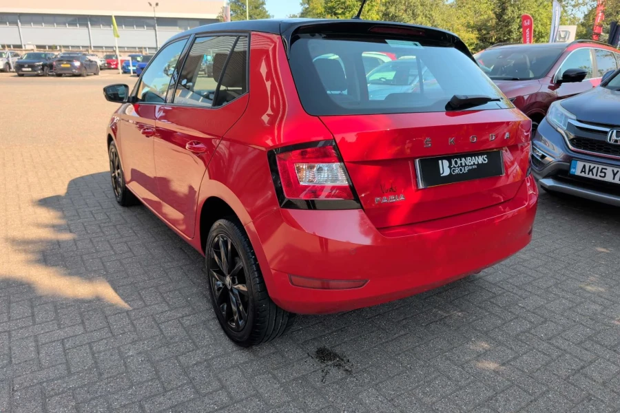 Vehicle Image - 2