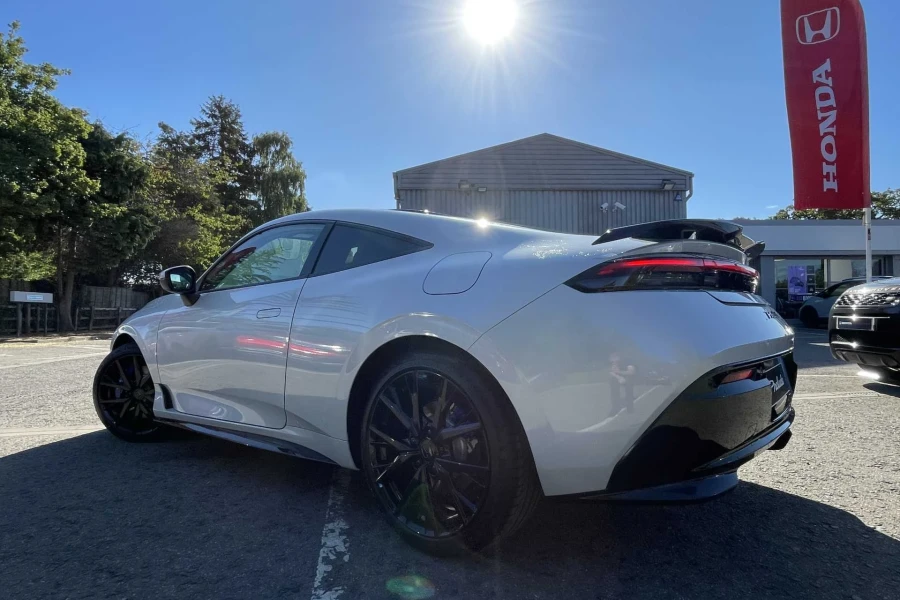 Vehicle Image - 2