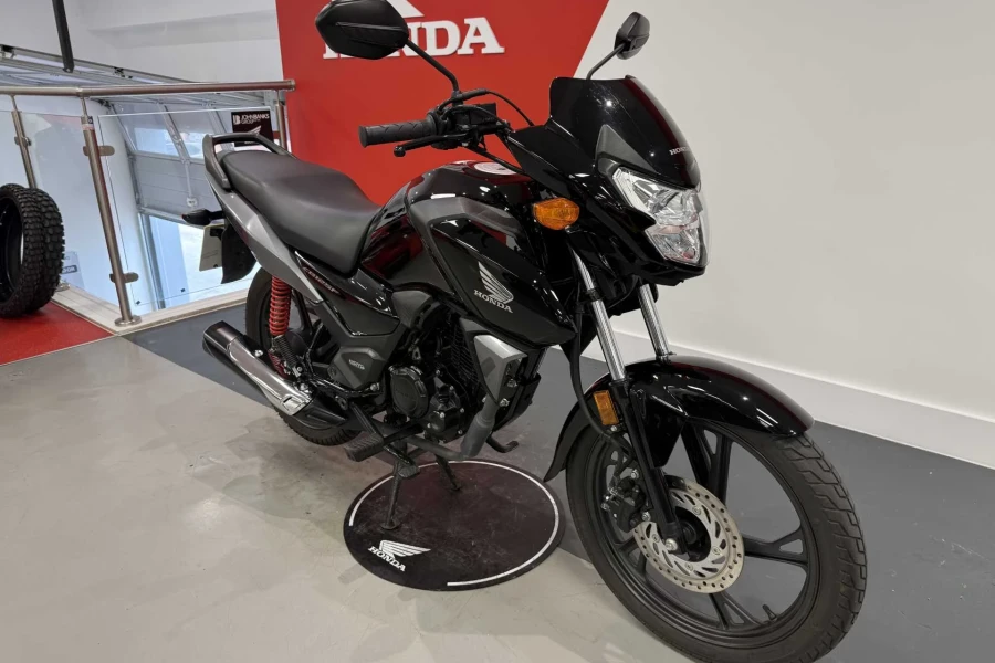 Vehicle Image - 1