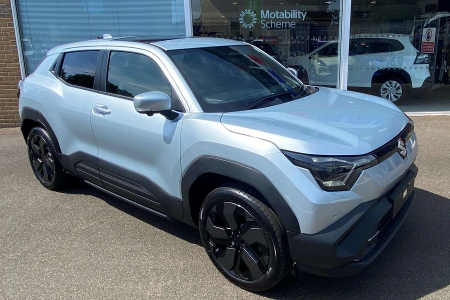 Vehicle Image - 0
