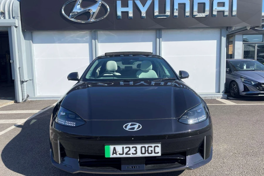 Vehicle Image - 3