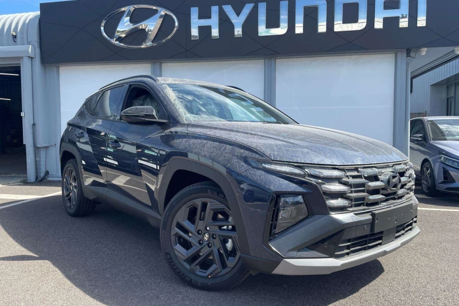 Vehicle Image - 0