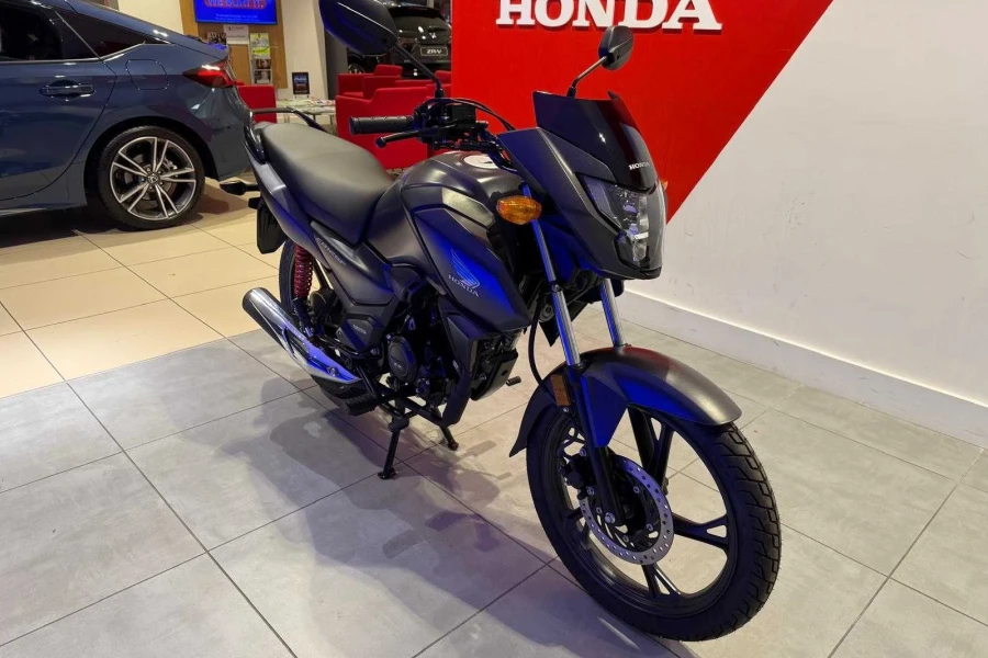 Vehicle Image - 1