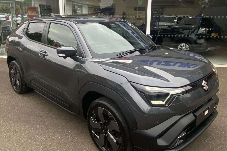 Vehicle Image - 0