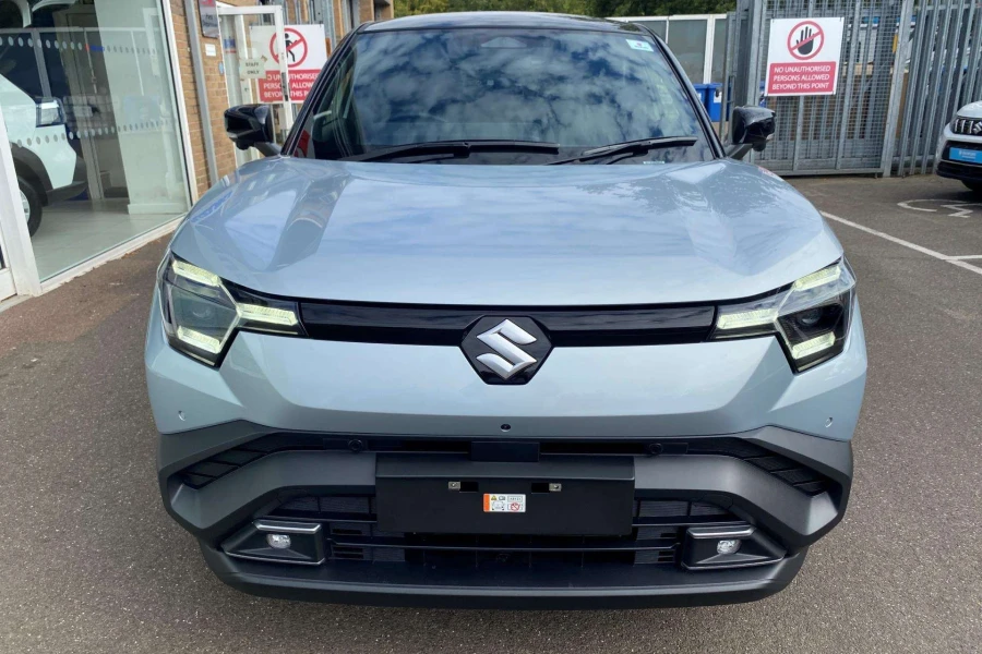 Vehicle Image - 3