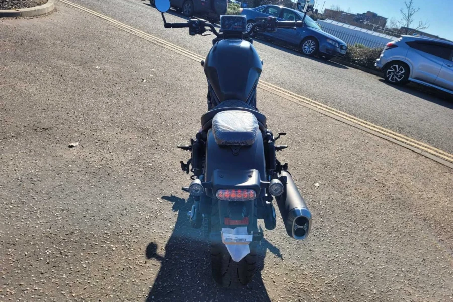 Vehicle Image - 3