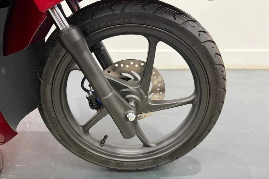 Vehicle Image - 3
