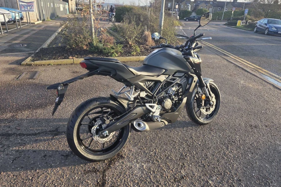 Vehicle Image - 2