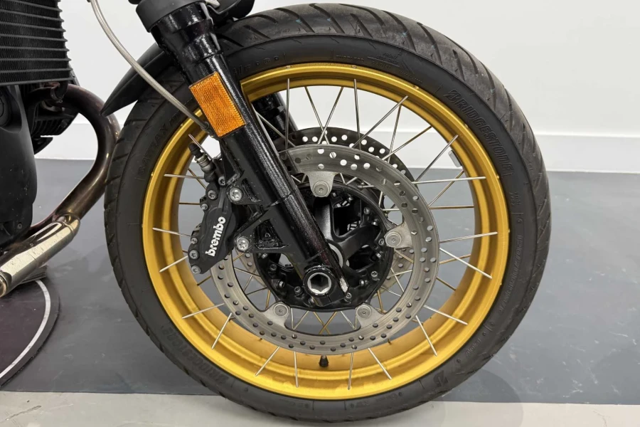 Vehicle Image - 3