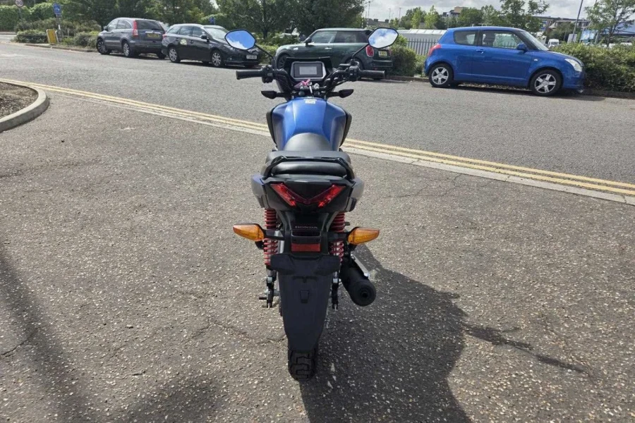 Vehicle Image - 3