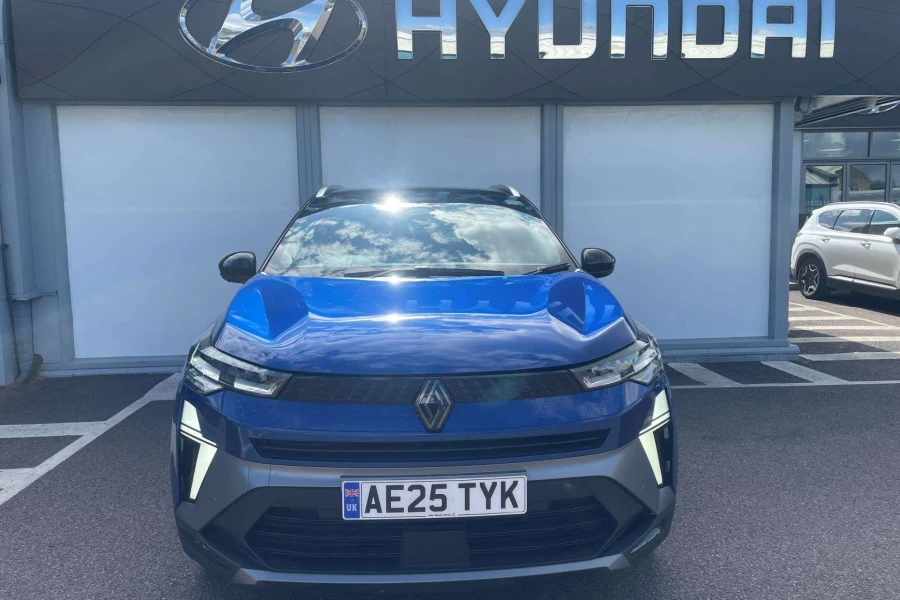 Vehicle Image - 3