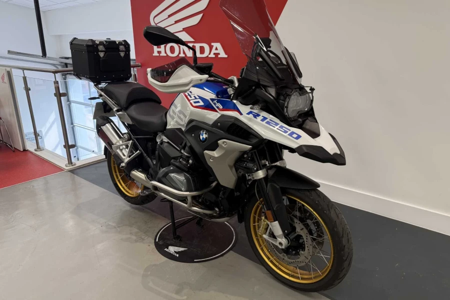 Vehicle Image - 1