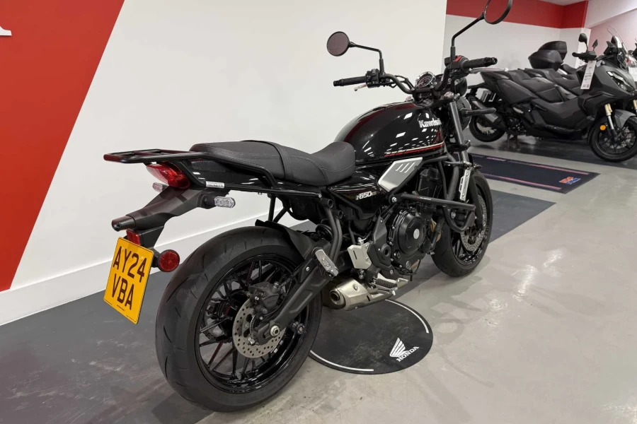 Vehicle Image - 2