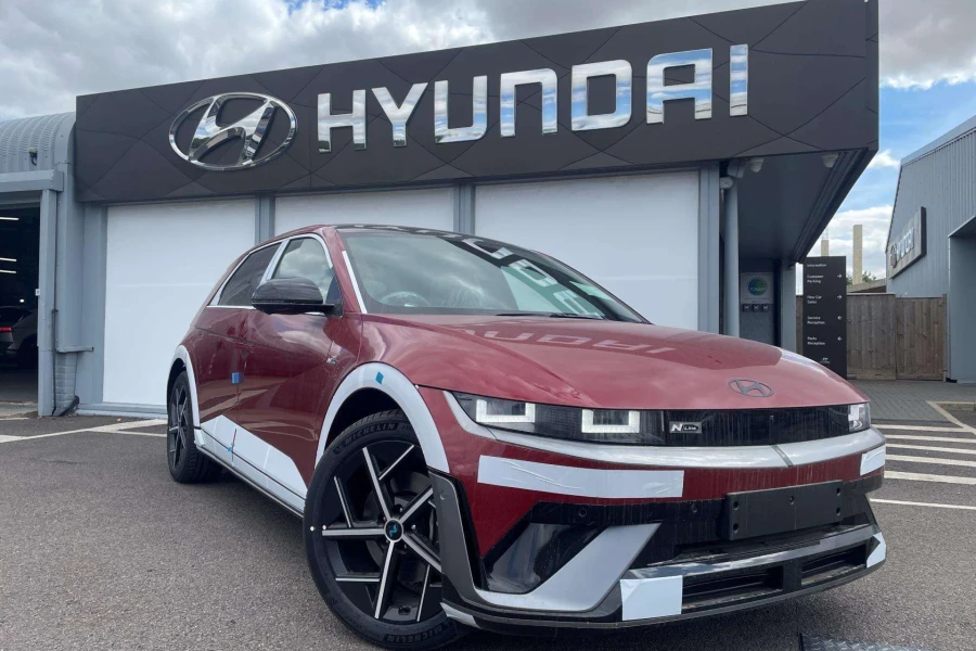 Vehicle Image - 0