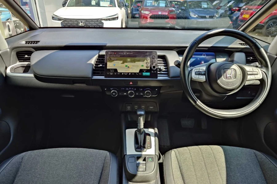 Vehicle Image - 3