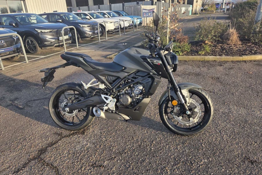 Vehicle Image - 1