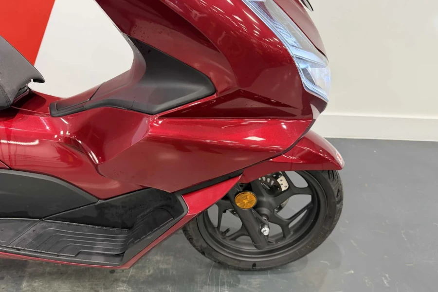 Vehicle Image - 1
