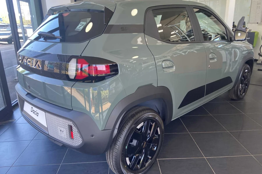 Vehicle Image - 0