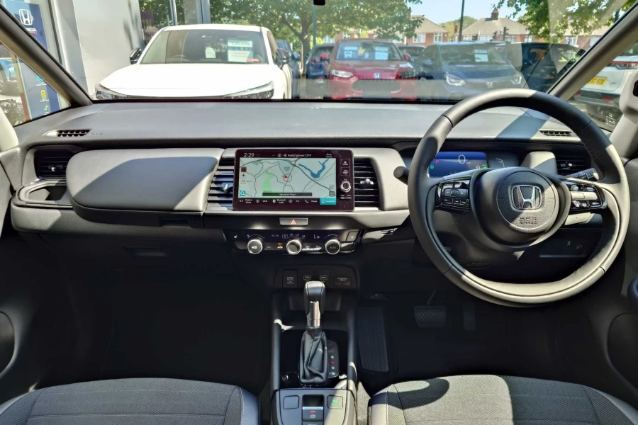 Vehicle Image - 3