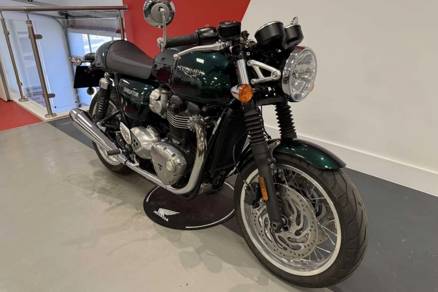 Vehicle Image - 1