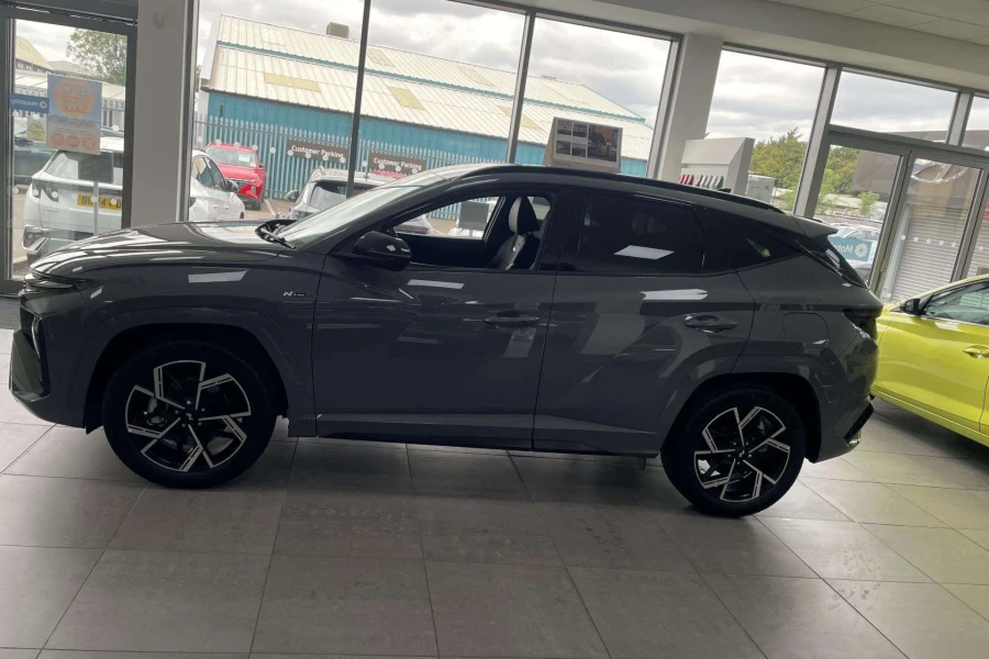 Vehicle Image - 3